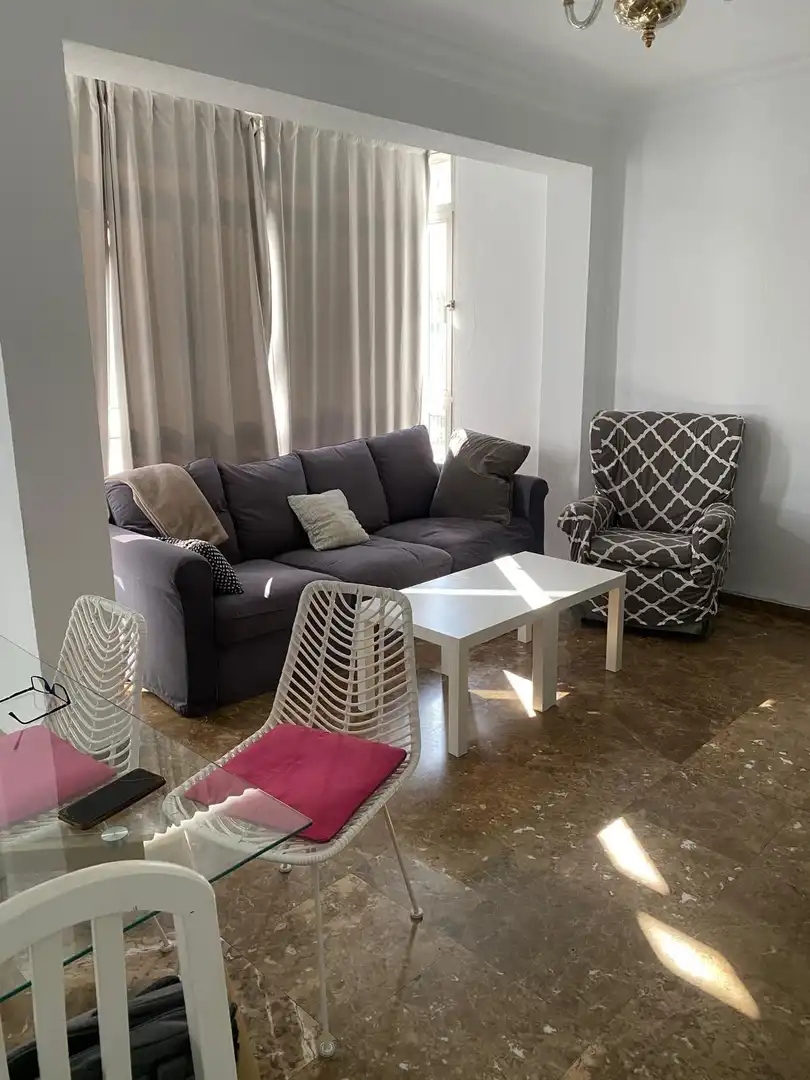 Sala de estar de Piso de alquiler en Sevilla con Aire acondicionado, Calefacción y Amueblado