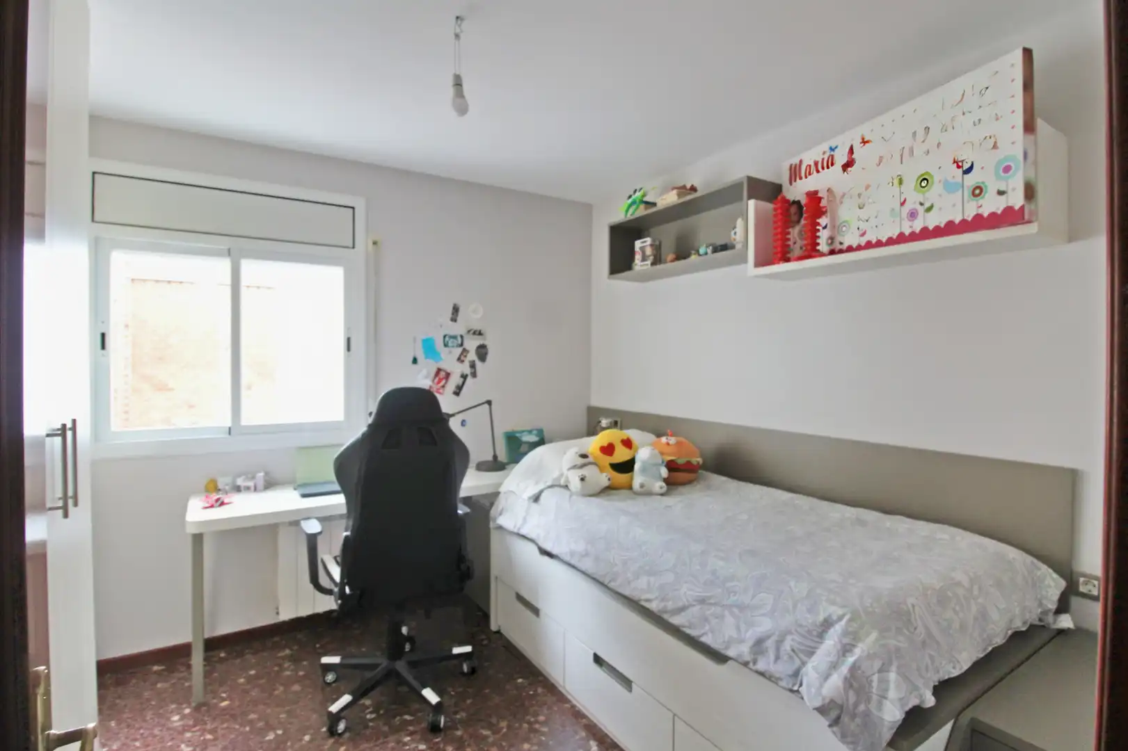 Habitación de Piso en venta en L'Hospitalet de Llobregat con Aire acondicionado, Calefacción y Amueblado