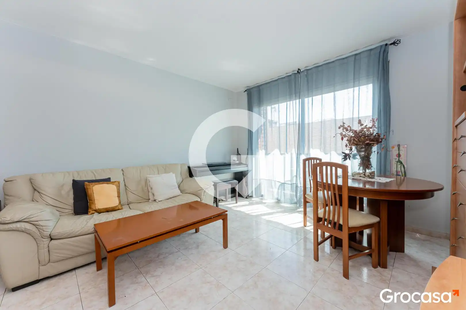 Living room of Flat for sale in Cornellà de Llobregat  with Heating and Balcony