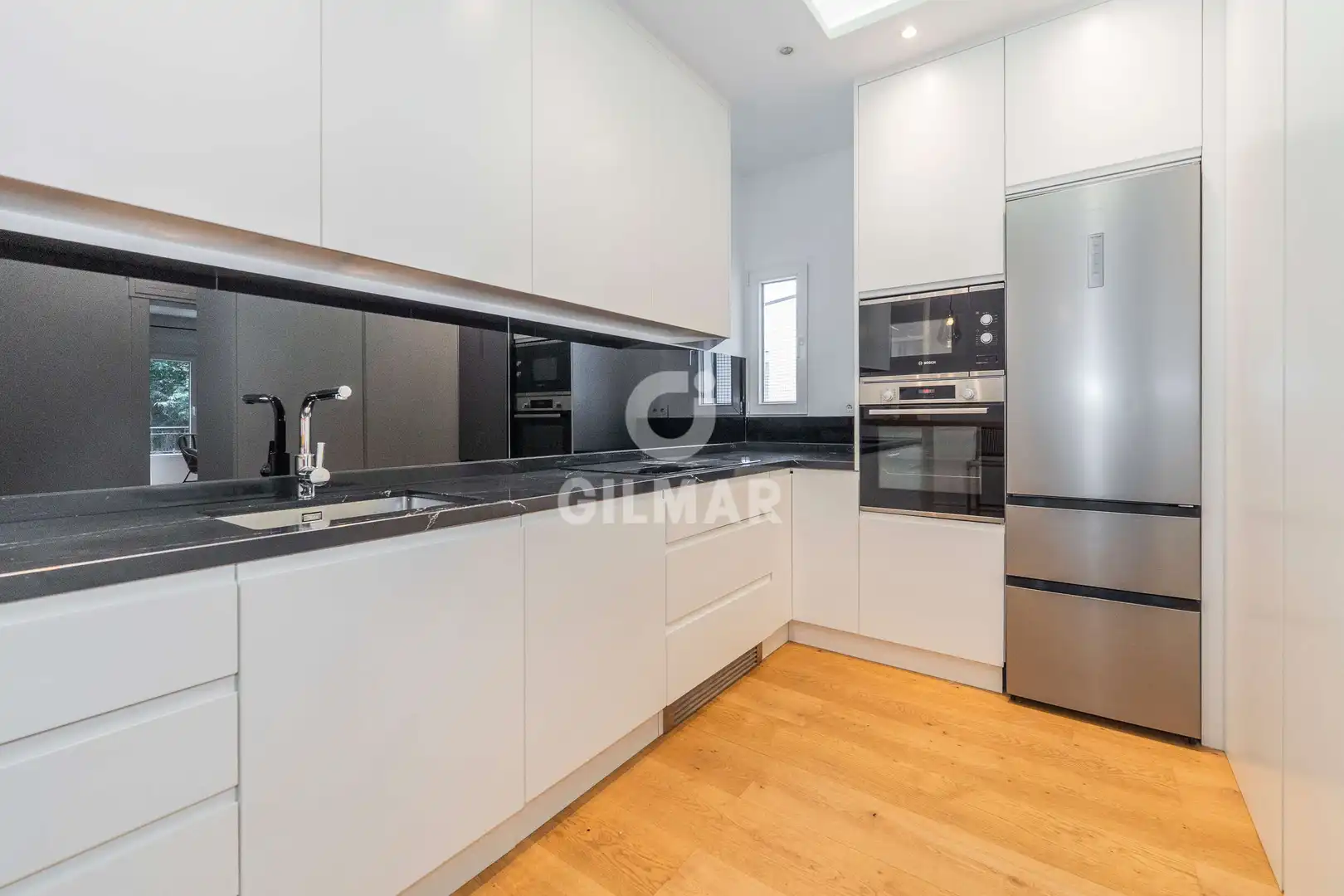 Cocina de Piso en venta en Madrid con Calefacción y Trastero