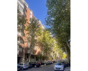 Exterior view of Apartment for sale in  Madrid Capital