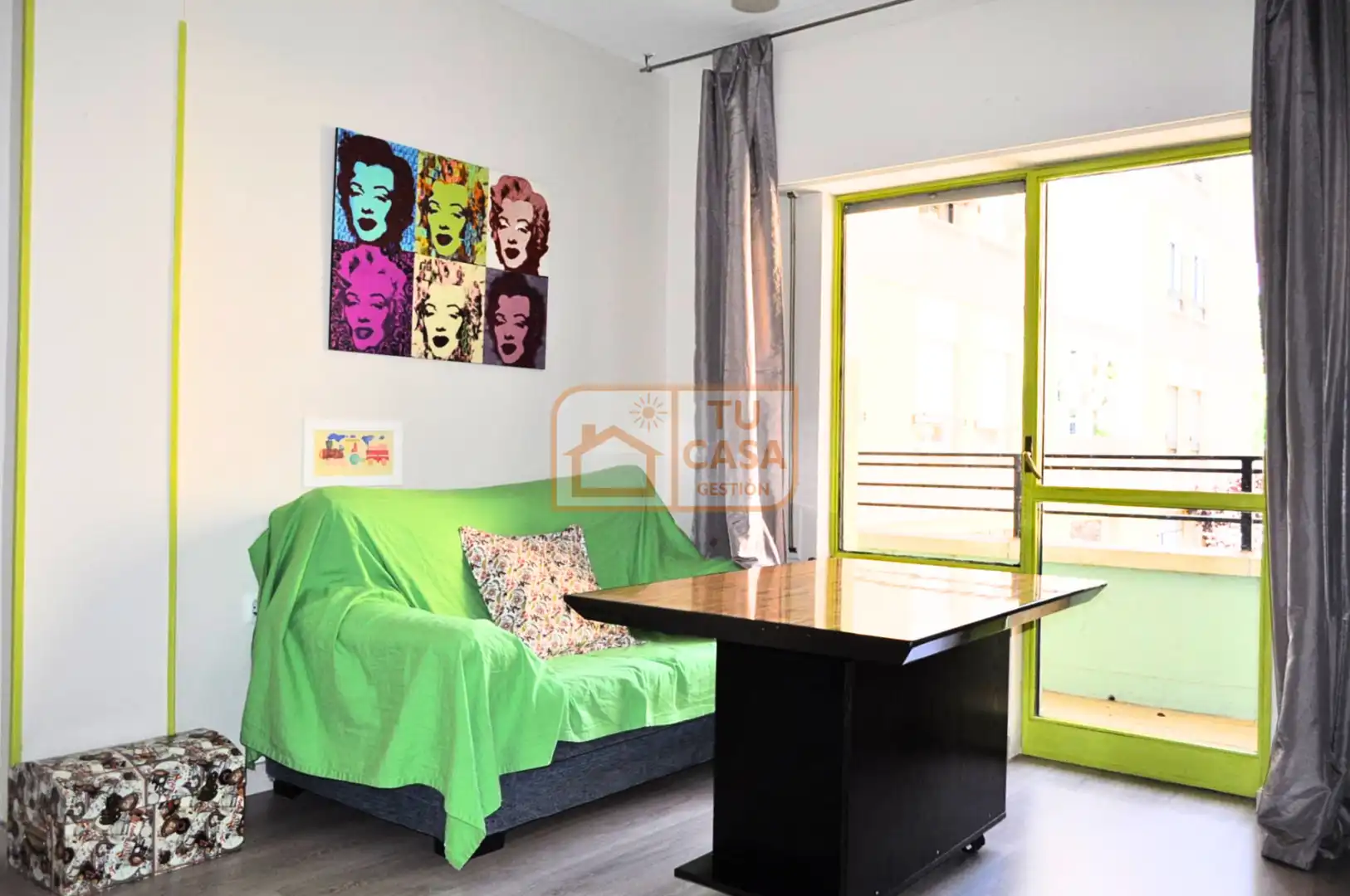 Wohnzimmer von Wohnung zur Miete in Cáceres mit Heizung, Parkett und Terrasse