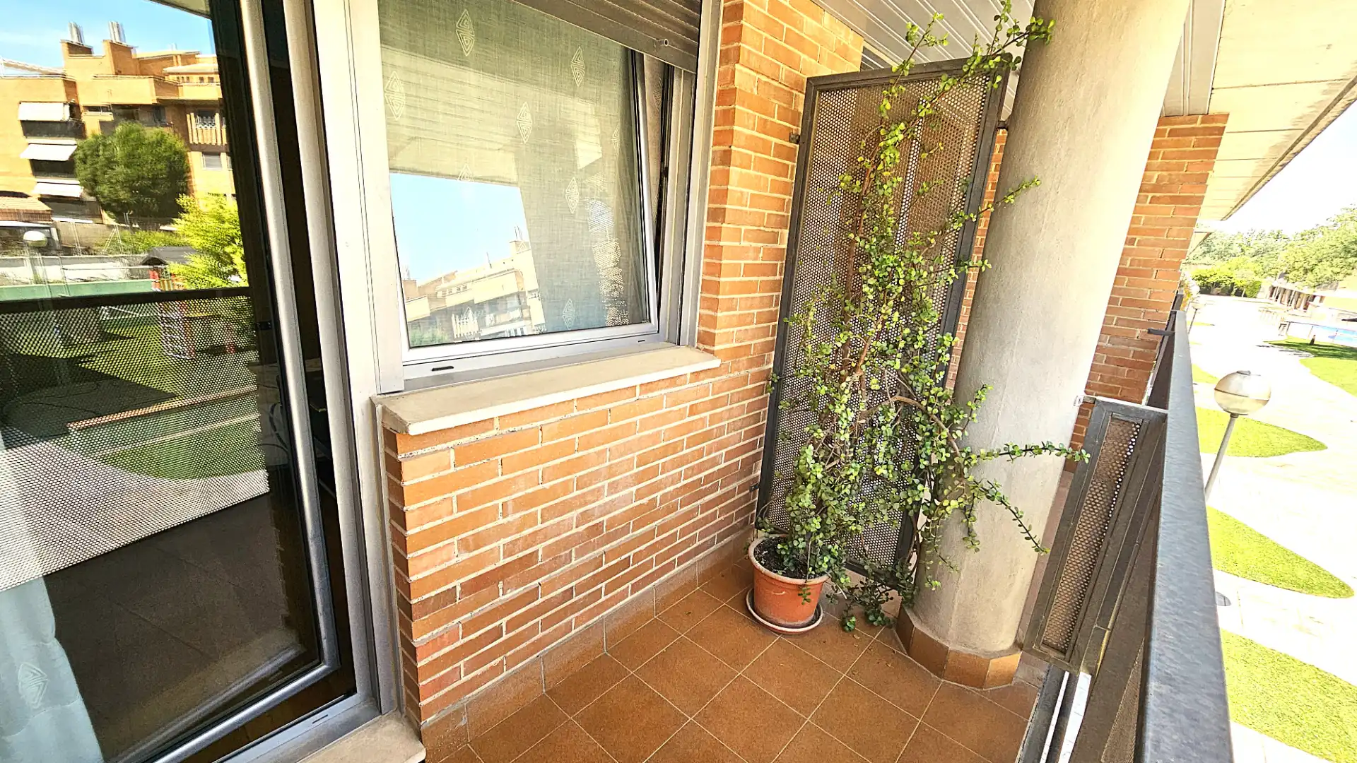 Terraza de Casa adosada en venta en Zaragoza con Aire acondicionado, Calefacción y Jardín privado