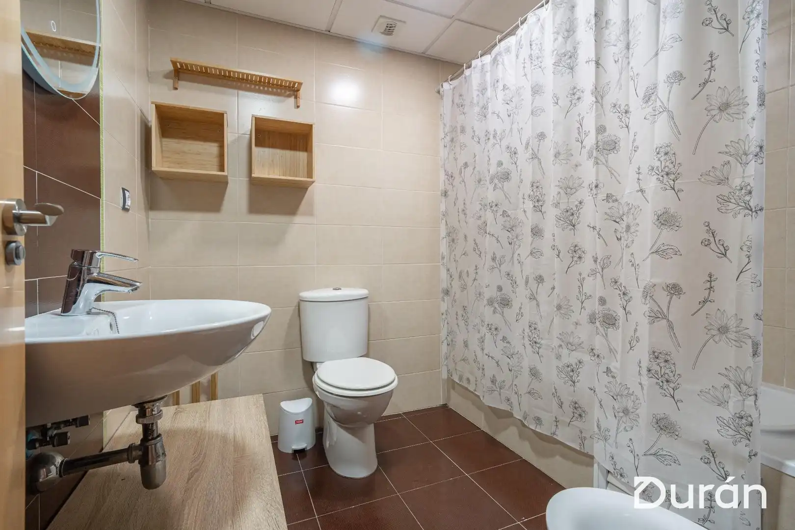 Bathroom of Flat for sale in El Ejido  with Parquet flooring, Terrace and Furnished