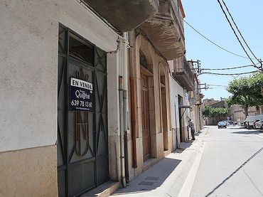 Gewerbefläche zum Verkauf in Carrer Jacint Verdaguer 6