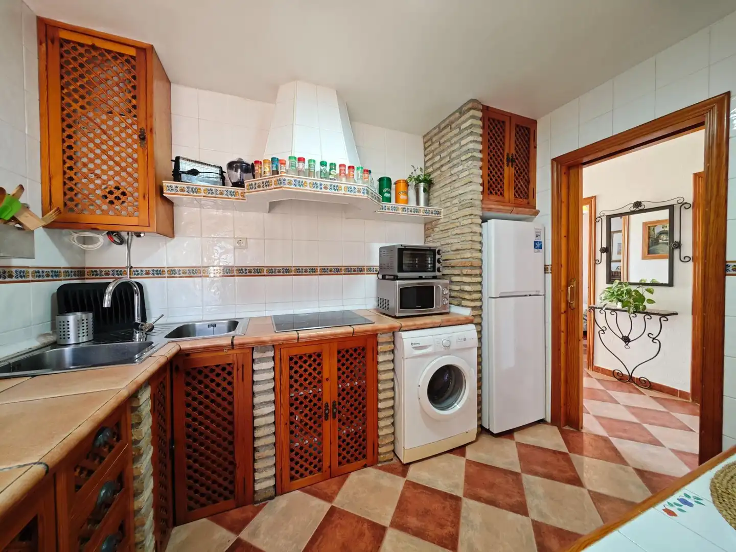 Kitchen of Houses for sale in Chiclana de la Frontera  with Heating, Private garden and Storage room
