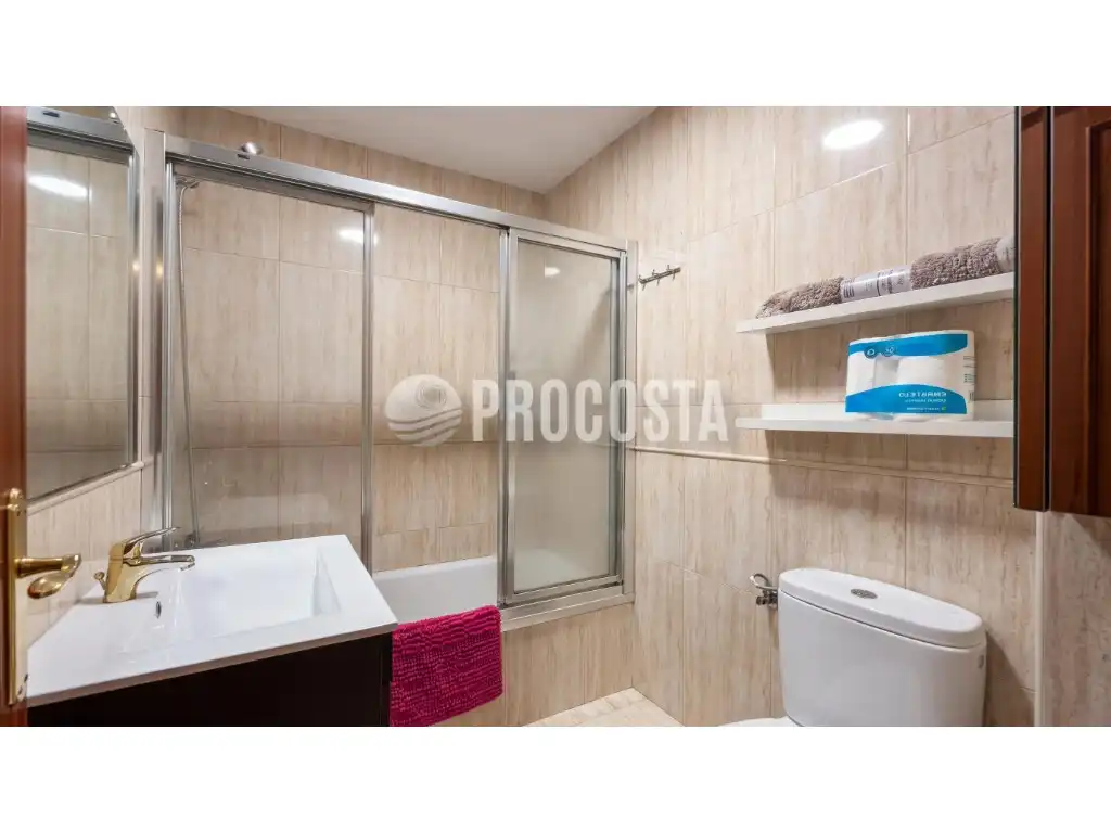 Bathroom of Flat for sale in Almuñécar