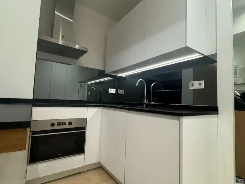 Cuina de Pis en venda en  Madrid Capital amb Aire condicionat