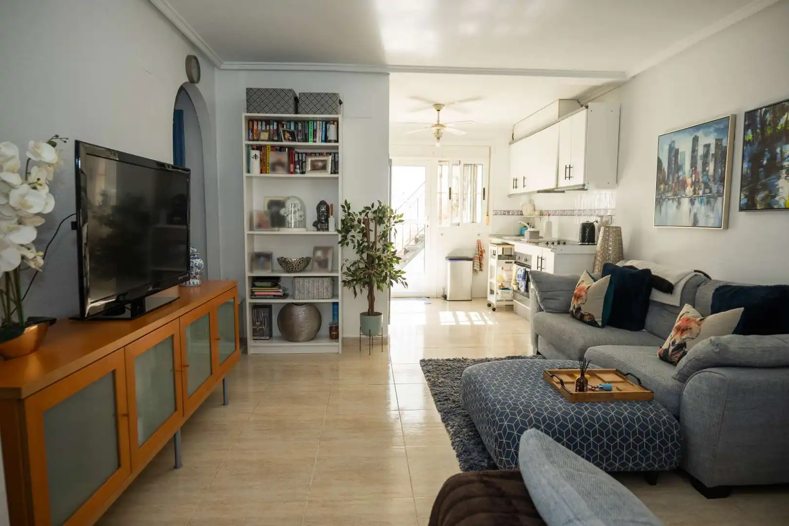 Wohnzimmer von Einfamilien-Reihenhaus zum Verkauf in Mazarrón mit Privatgarten, Terrasse und Schwimmbad