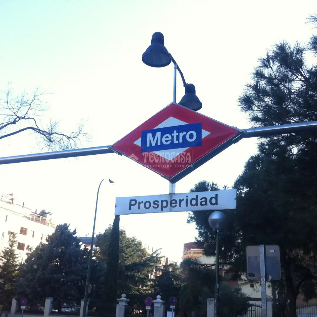 Individual amb ascensor en venda a Calle Alustante, imagen 8
