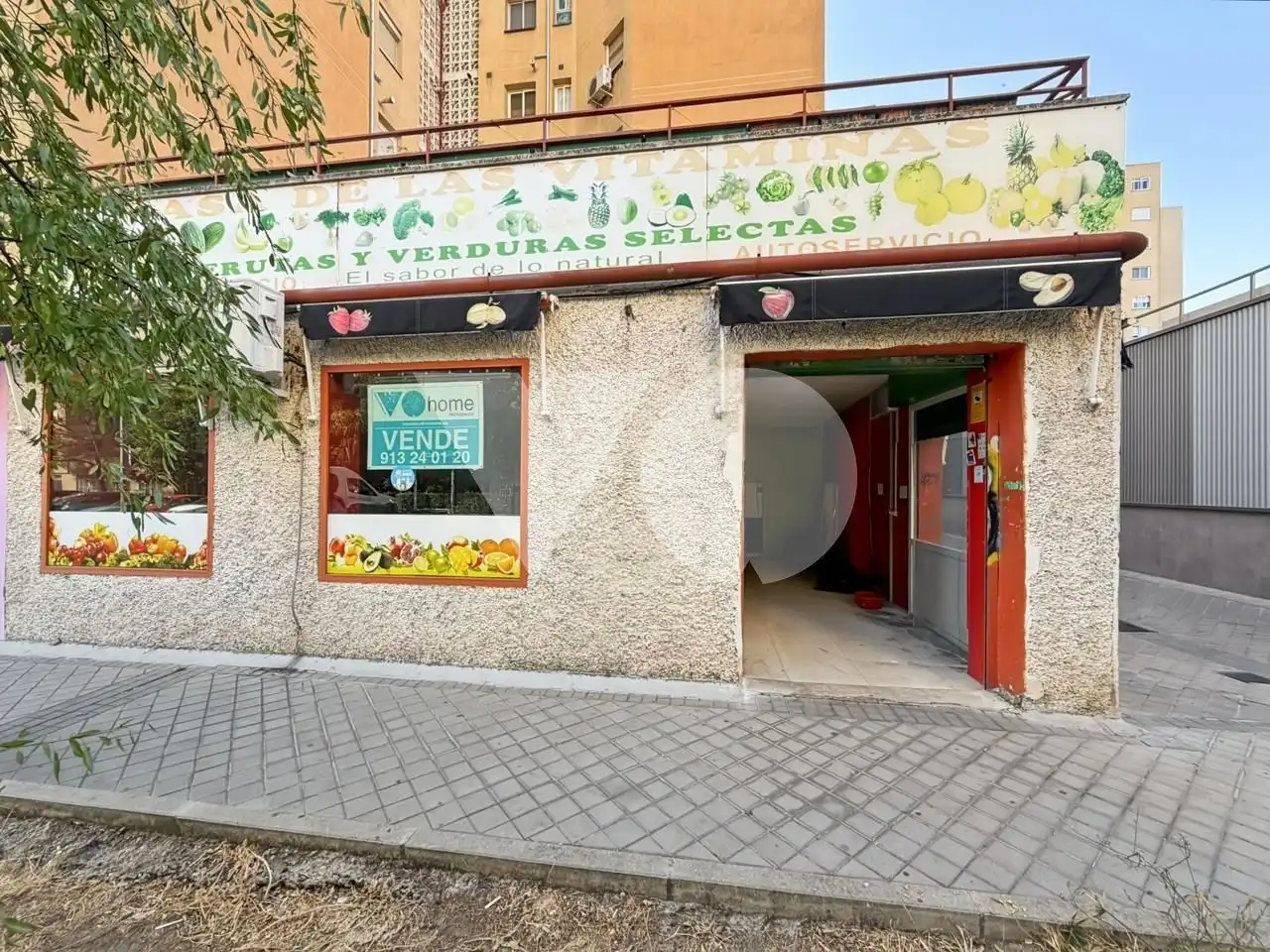 Local comercial en venta en Calle Butrón
