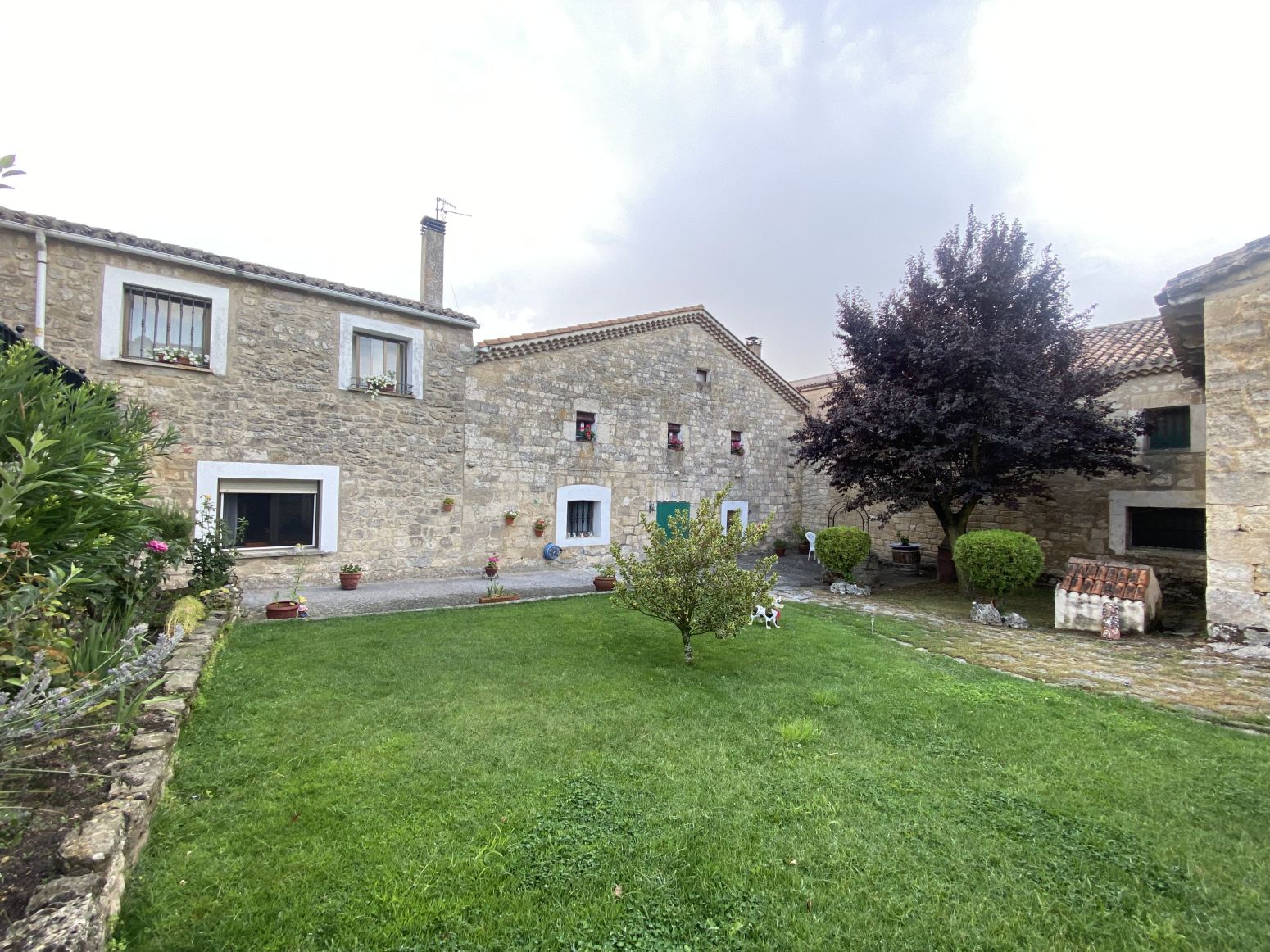Exterior view of Single-family semi-detached for sale in Merindad de Río Ubierna  with Heating, Private garden and Parquet flooring