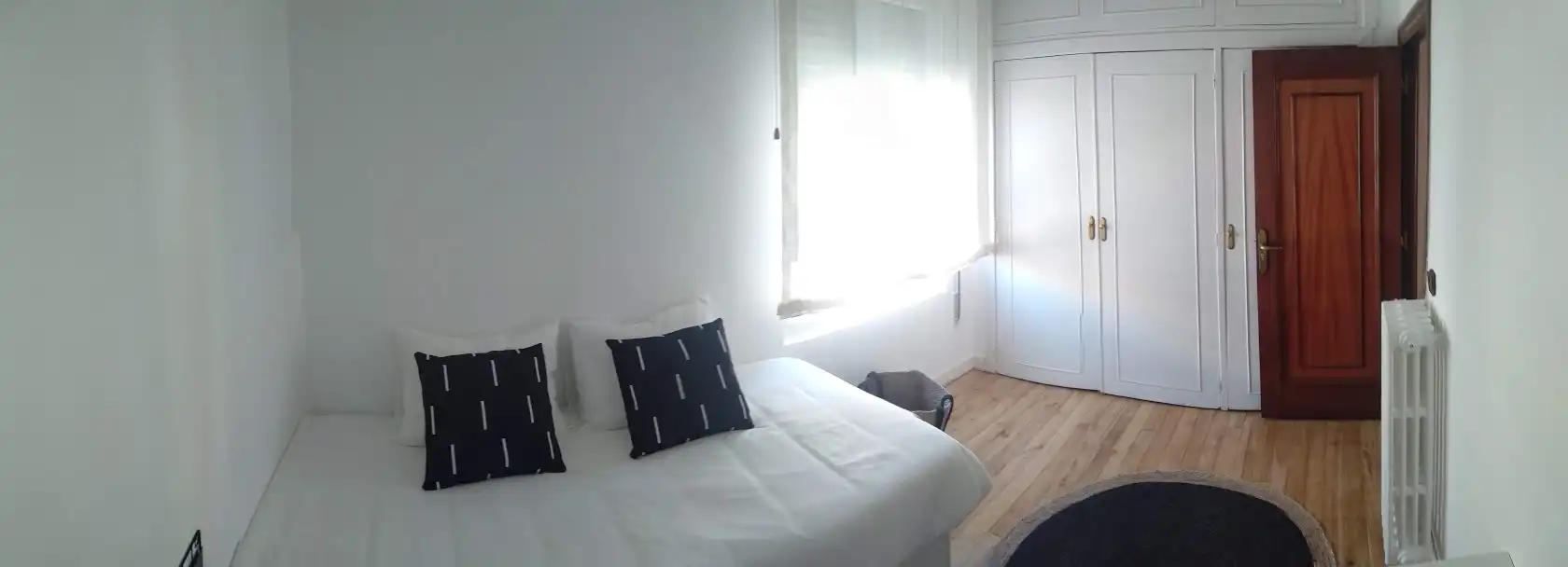Bedroom of Flat for rent in Bilbao   with Heating, Terrace and Furnished