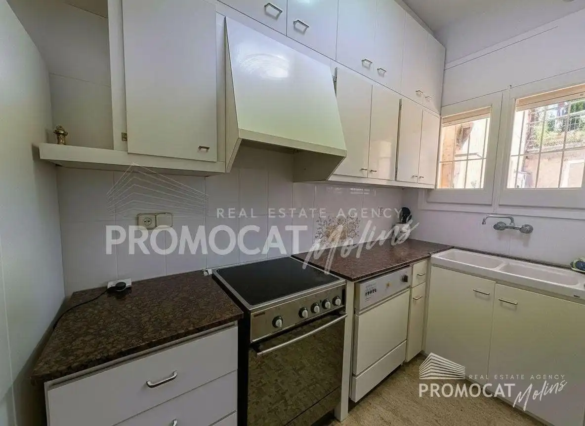 Cuina de Casa o xalet en venda en Molins de Rei amb Aire condicionat, Terrassa i Traster