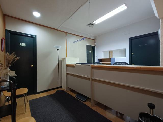 Oficina en Alquiler en Glorieta Palacio de Congresos en Colores -  Entreparques