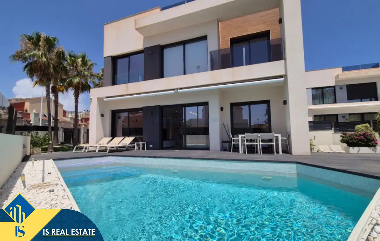 Villa avec piscine à vendre à Playa de los Locos, imagen 8