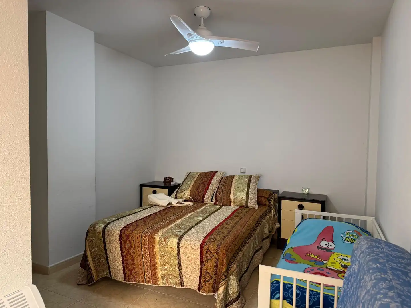 Bedroom of Flat for sale in Candeleda  with Air Conditioner and Heating