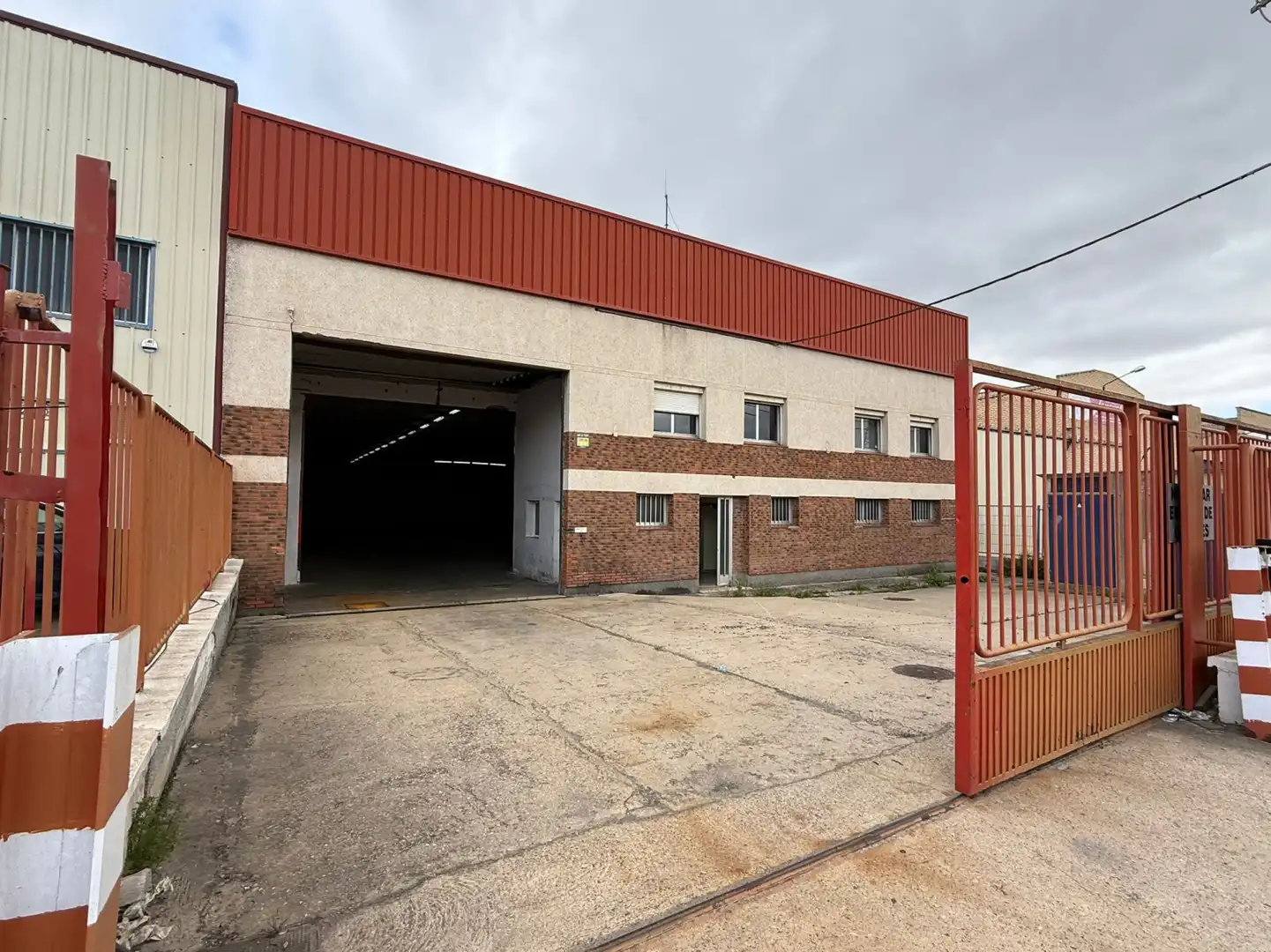 Nau industrial en venda a Polígono Cantabria