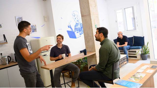 Local comercial en Alquiler en El Cabanyal - El Canyamelar