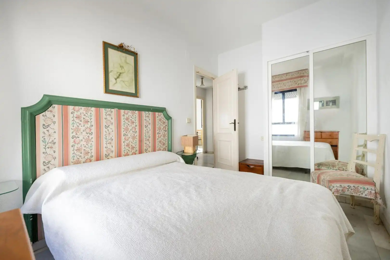 Schlafzimmer von Einfamilien-Reihenhaus zum Verkauf in Motril mit Klimaanlage, Möbliert und Balkon