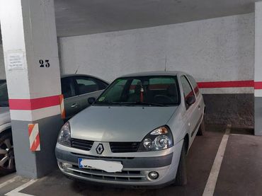 Individuel avec ascenseur à vendre à Passeig de la Zona Franca 208
