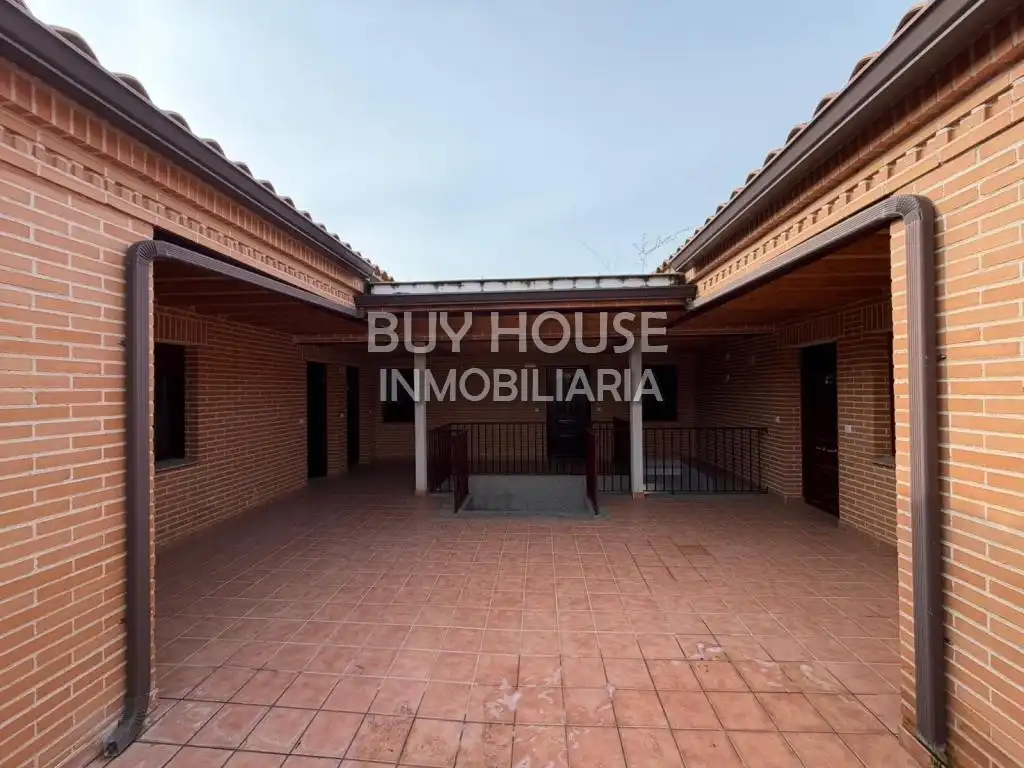 Dúplex en venta en Calle Arrabal, Villaluenga de la Sagra