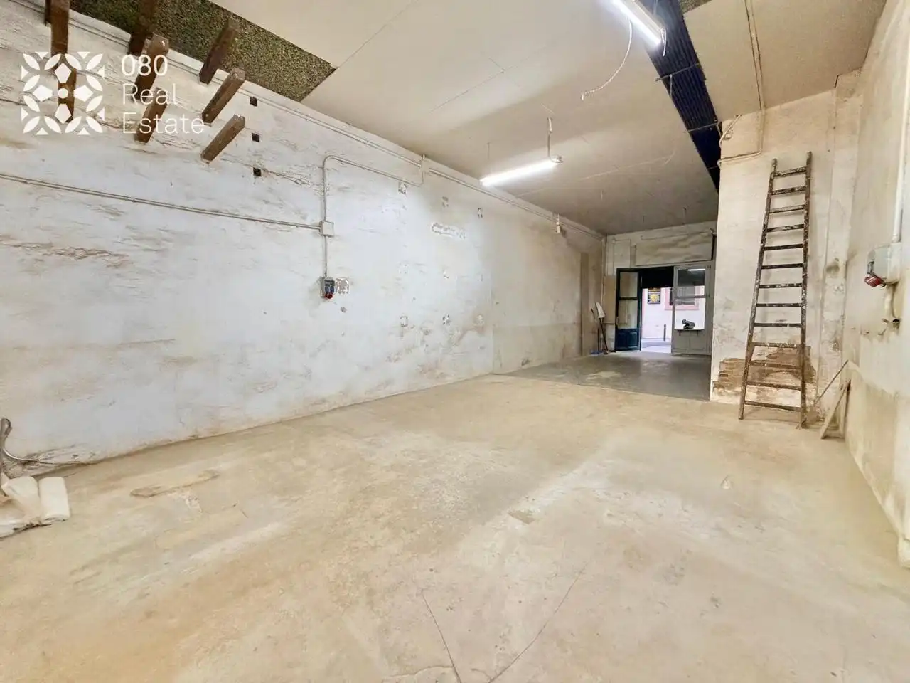 Commercial properties for rent in calle de Joan Blanques, Vila de Gràcia