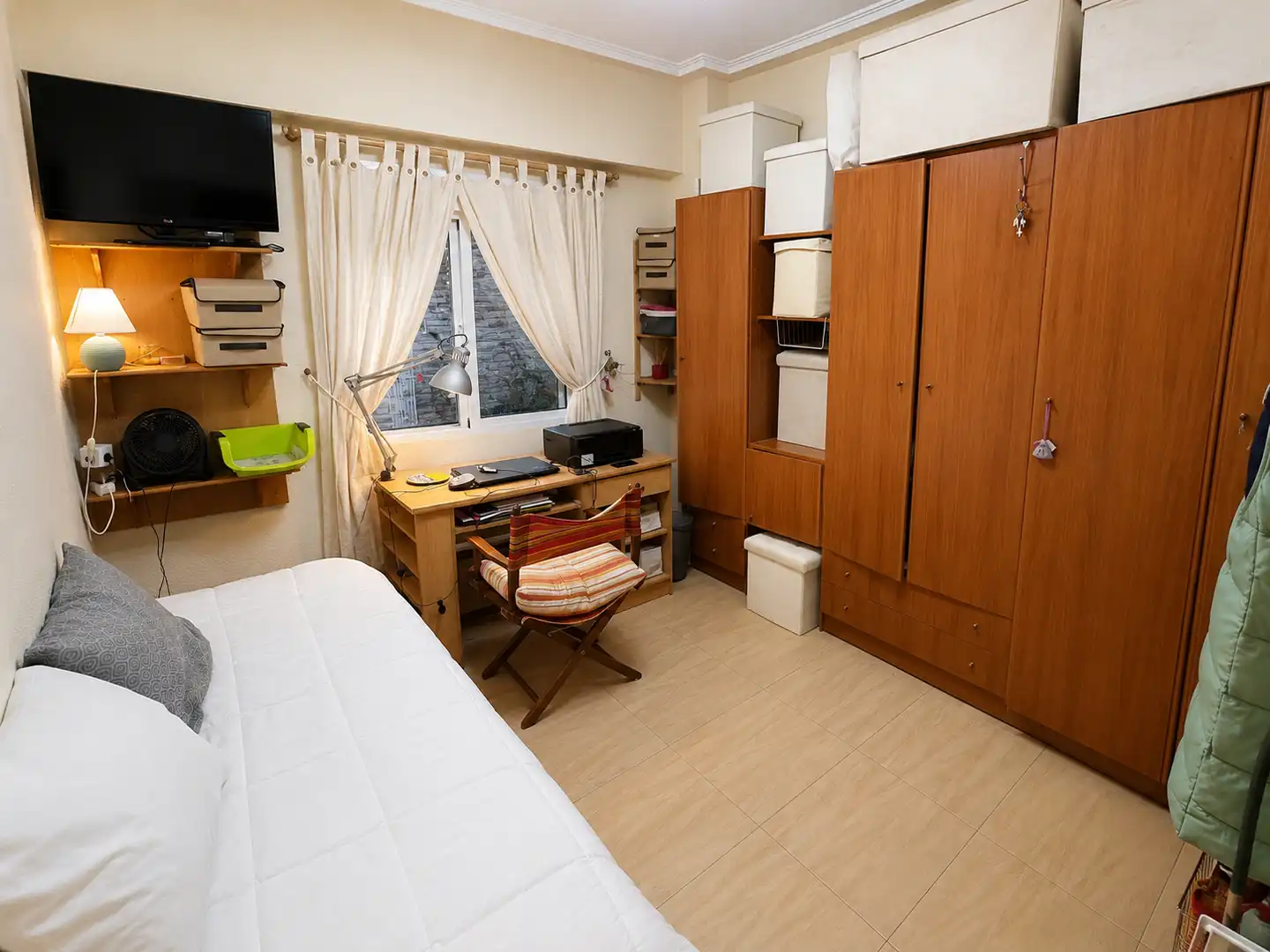 Habitación de Planta baja en venta en Alicante / Alacant con Aire acondicionado, Amueblado y Horno