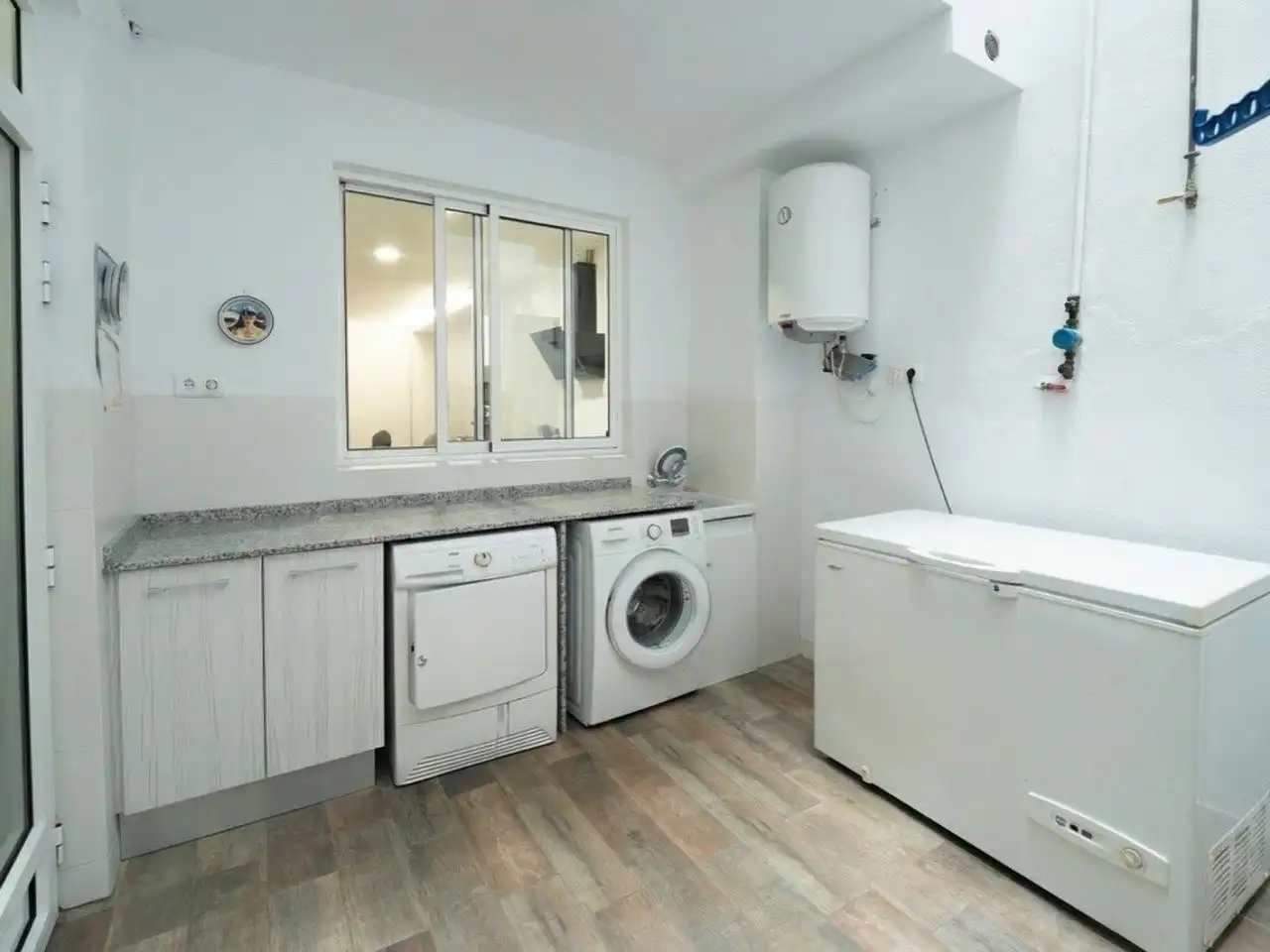 Piso en venta en Carlet con Jardín privado, Terraza y Amueblado