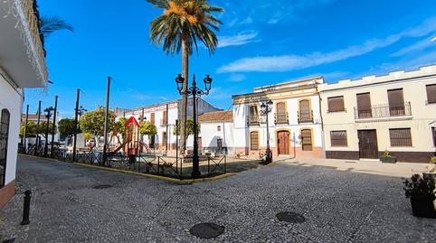 Foto 3 de Casa adosada en venda a Almadén de la Plata, Sevilla
