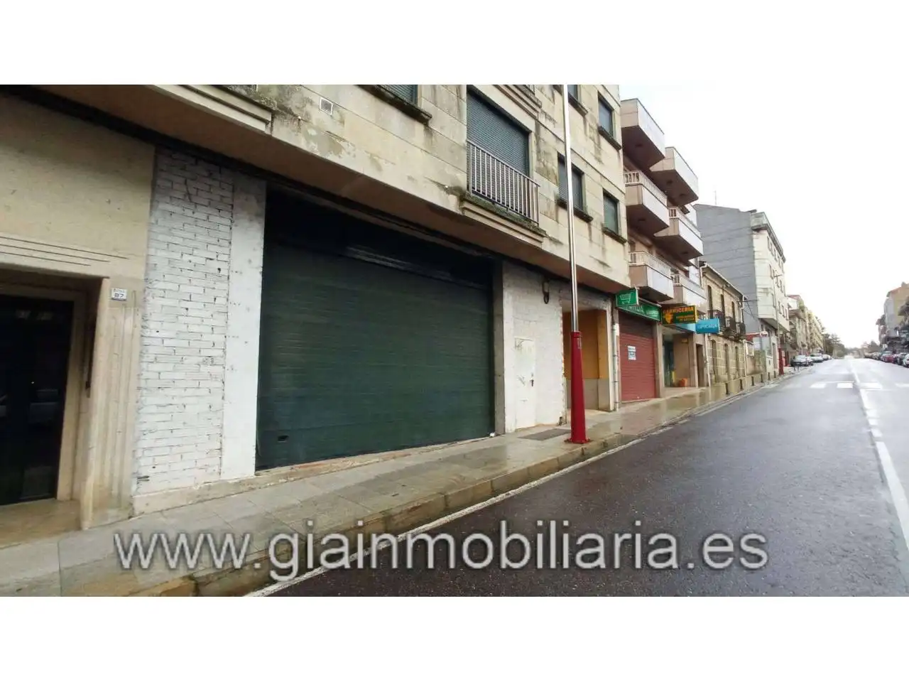 Local comercial en venda a Calle Progreso 87