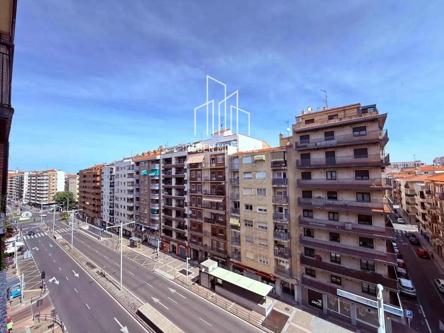 Außenansicht von Wohnung zur Miete in Salamanca mit Heizung, Parkett und Terrasse