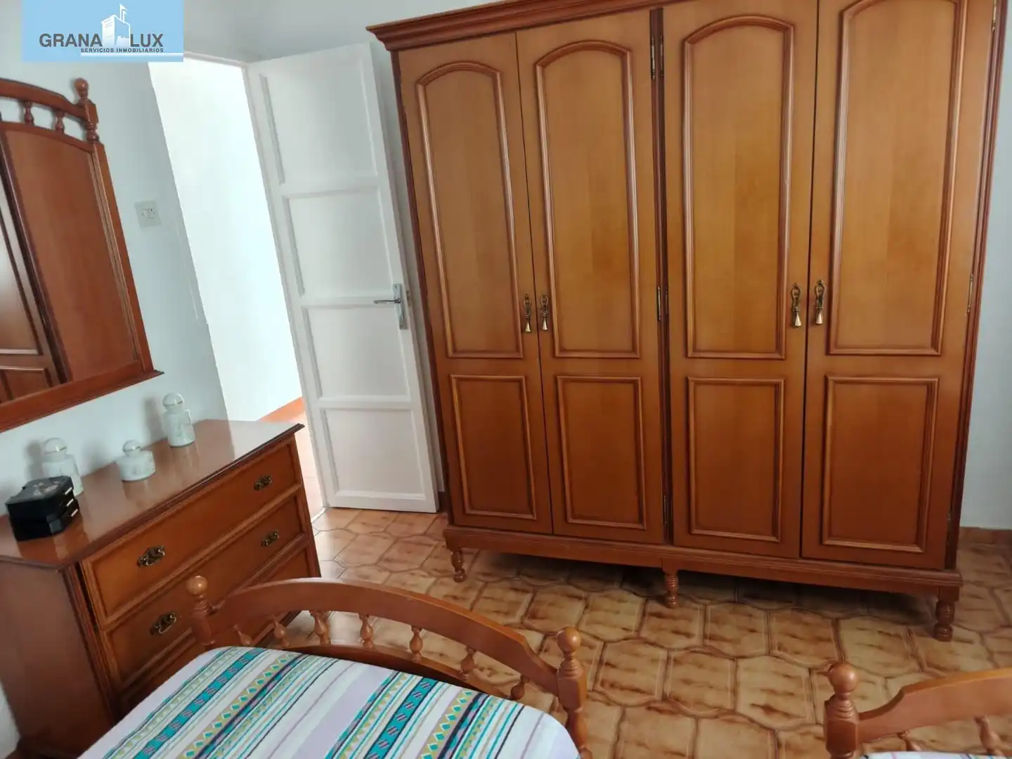 Schlafzimmer von Wohnung zur Miete in Genil