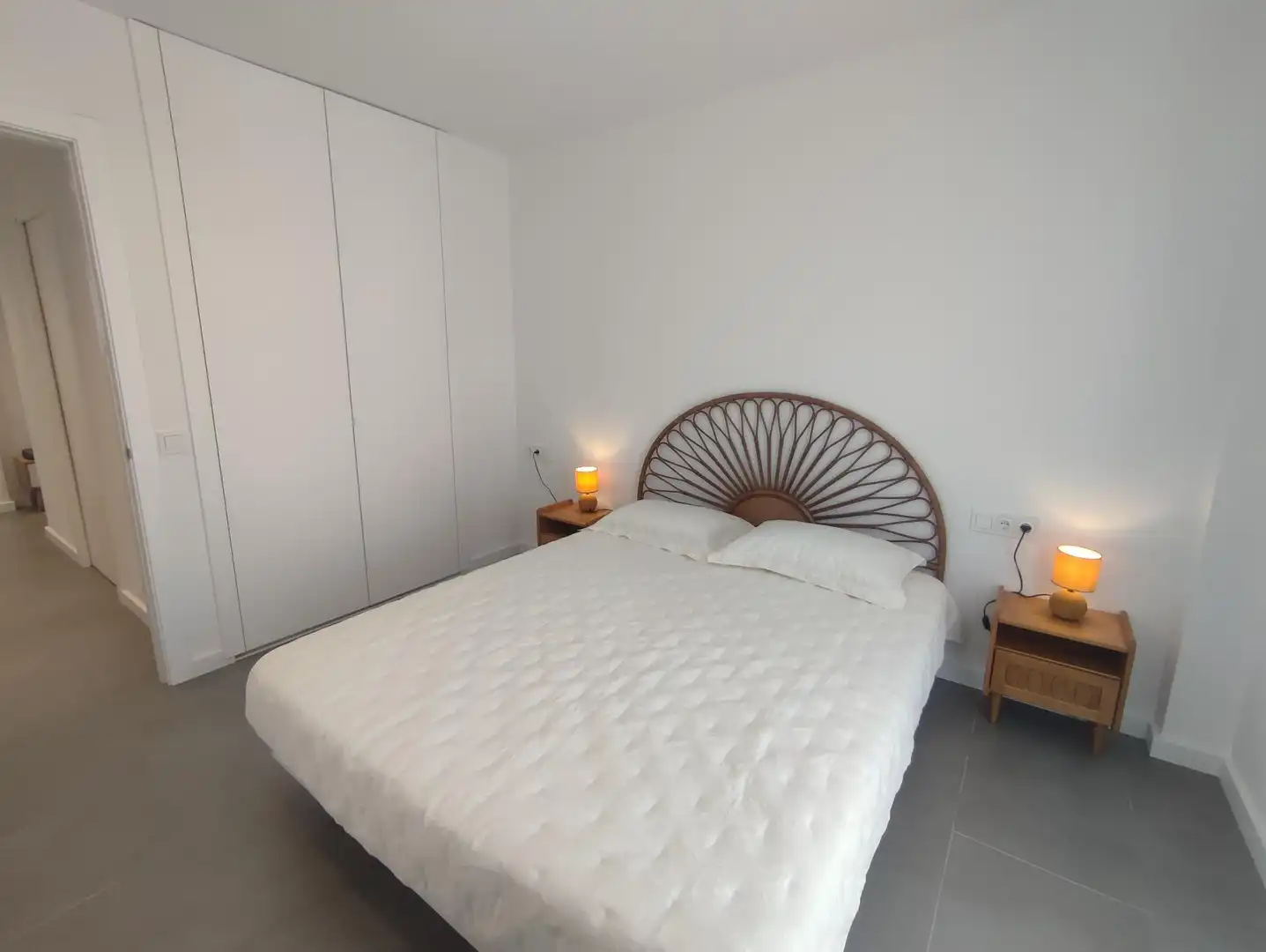 Habitación de Dúplex de alquiler en Palamós con Aire acondicionado, Terraza y Amueblado