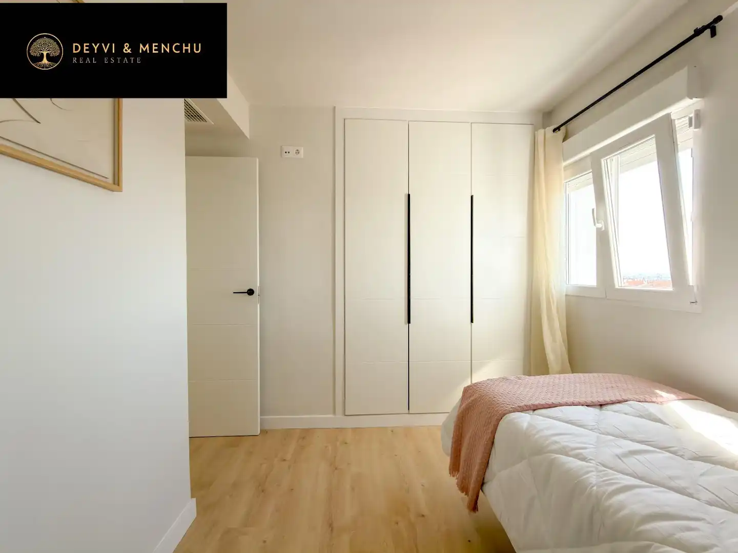 Schlafzimmer von Wohnung zum Verkauf in Madrid mit Klimaanlage, Heizung und Möbliert