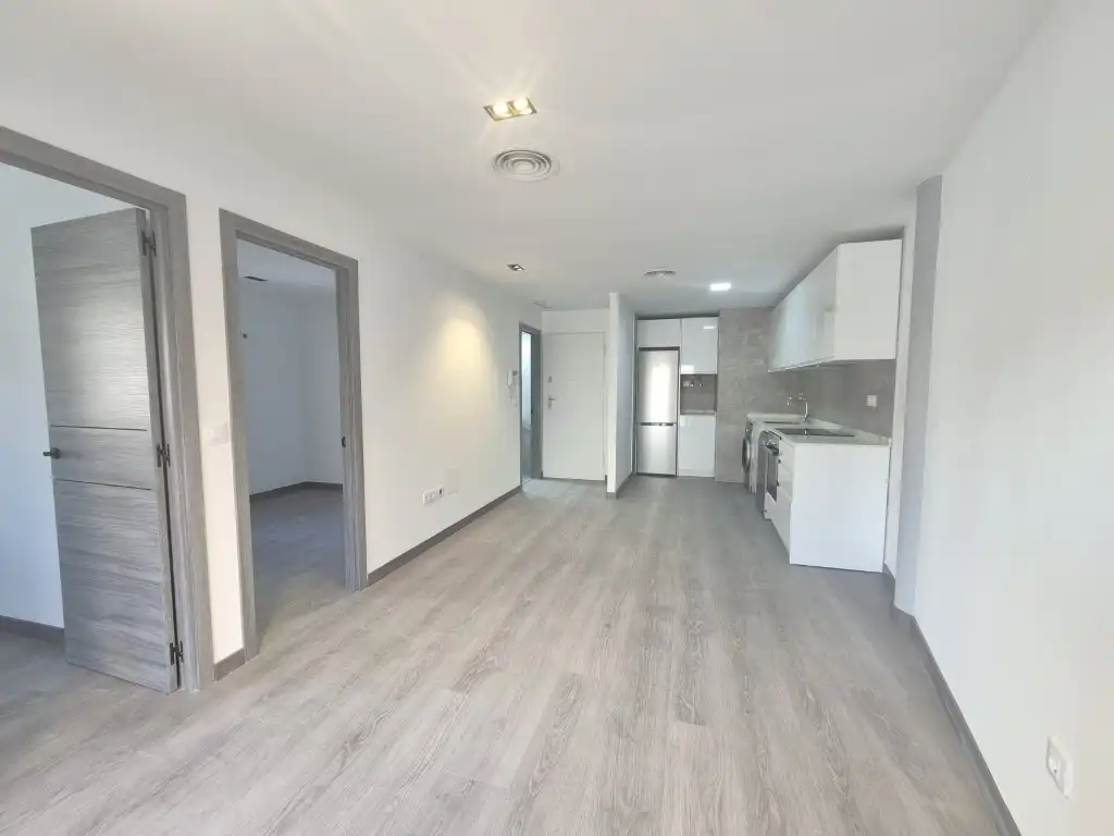 Kitchen of Flat for sale in Zaragoza  with Air Conditioner, Oven and Washing machine