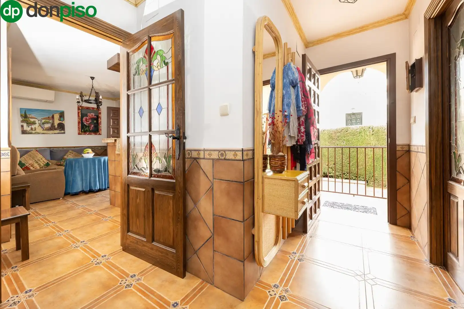 Adossat amb piscina en venda a Calle MIMBRES UR.MONTELUZ, imagen 22