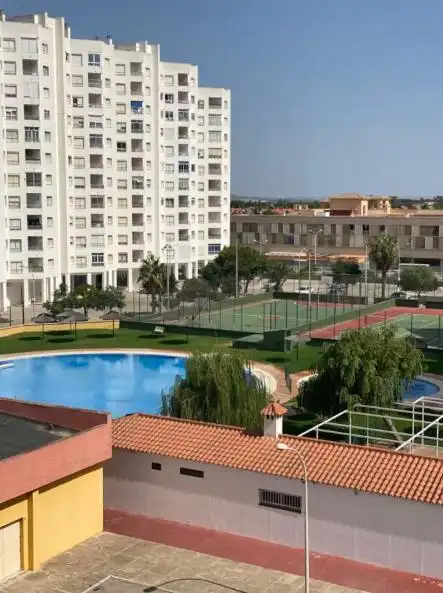 Piscina de Pis en venda en El Puerto de Santa María amb Terrassa i Piscina comunitària