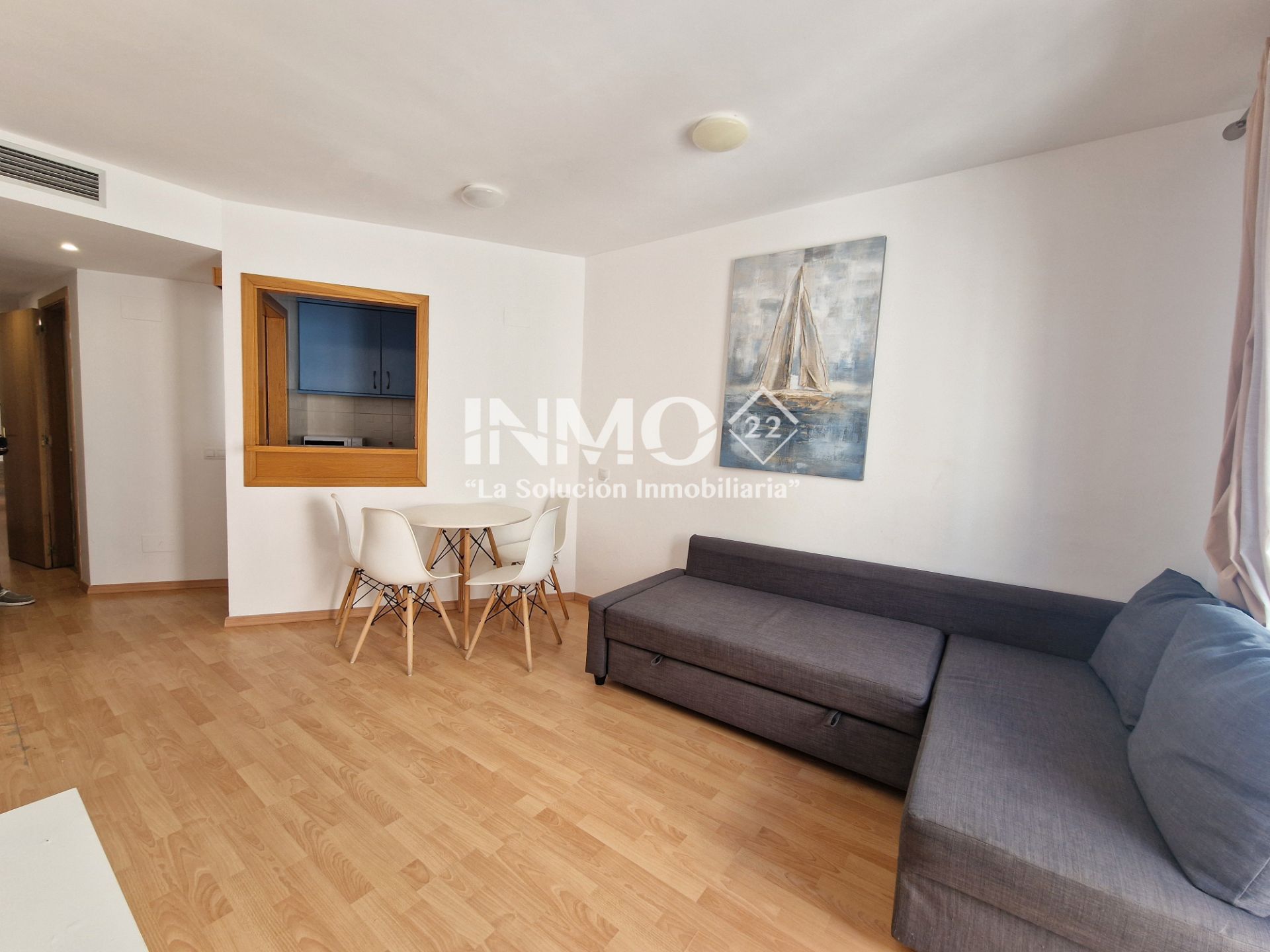 Sala d'estar de Apartament en venda en Cambrils amb Aire condicionat, Parquet i Moblat
