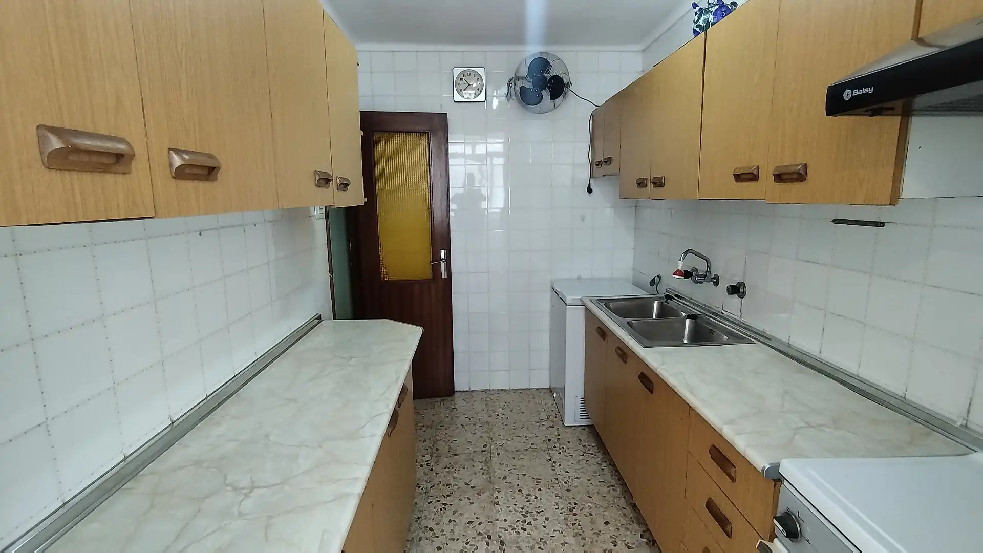 Kitchen of Flat for sale in Sevilla  with Air Conditioner and Terrace