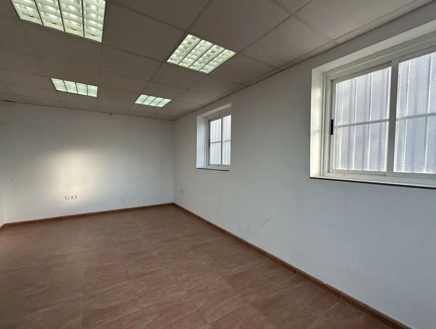 Fabrikhallen zur Miete in Ontinyent