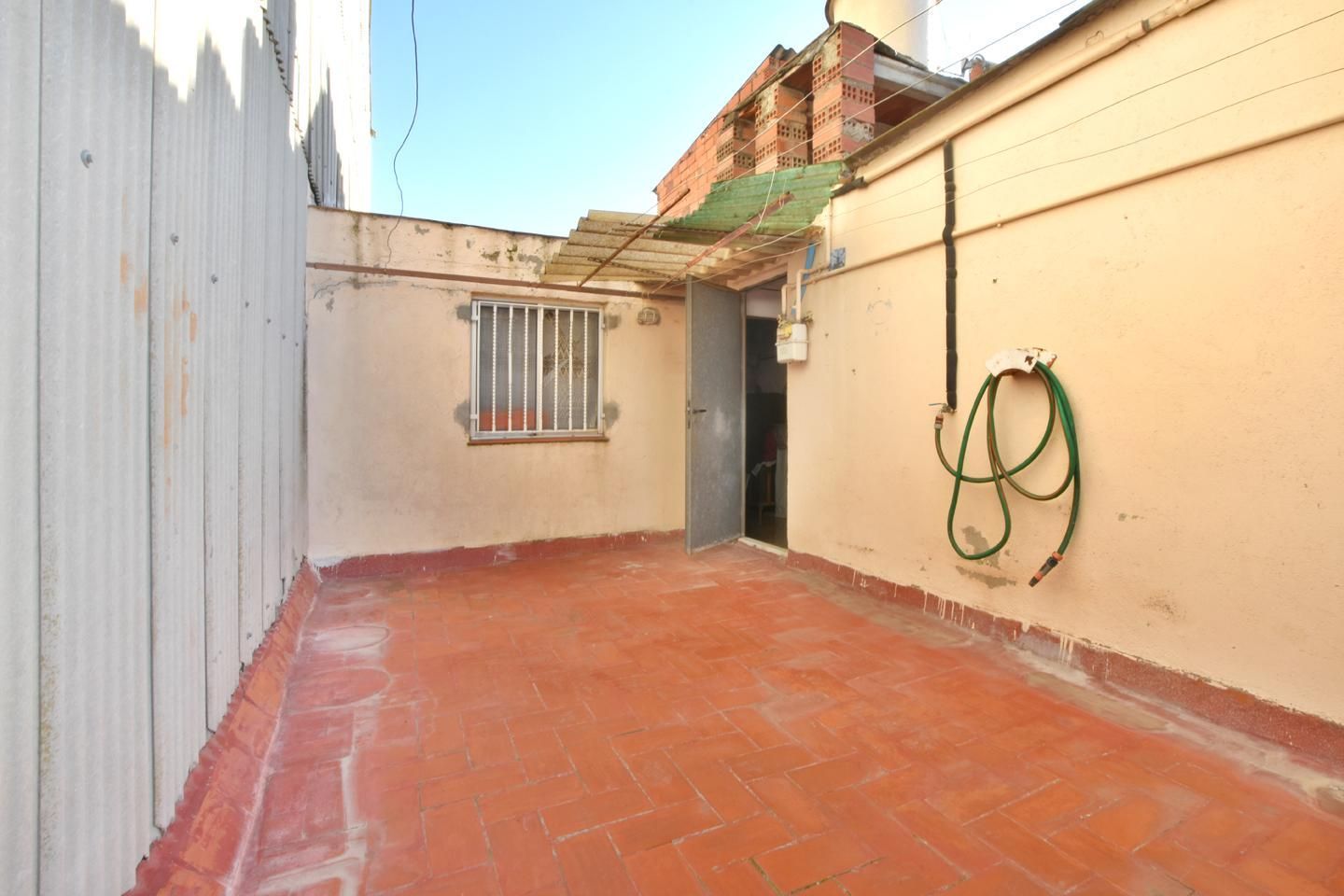 Exterior view of Single-family semi-detached for sale in Terrassa  with Terrace