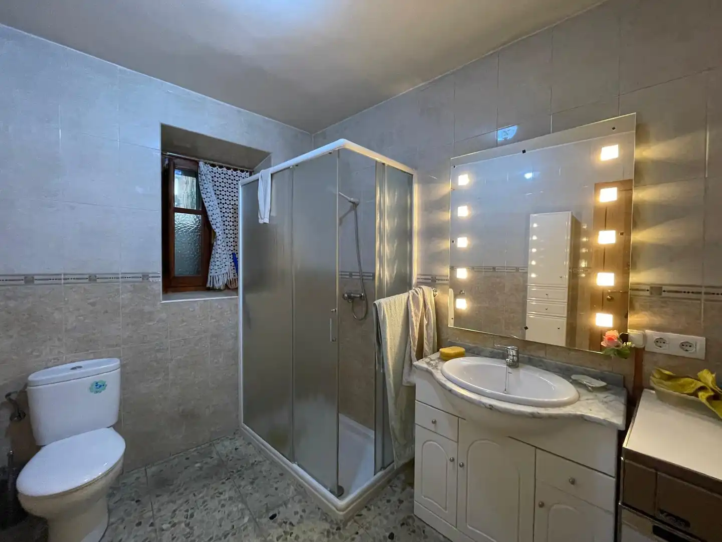 Baño de Finca rústica en venta en Cogeces del Monte con Calefacción, Terraza y Trastero