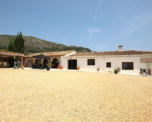 Vista exterior de Finca rústica en venda en Alcalalí