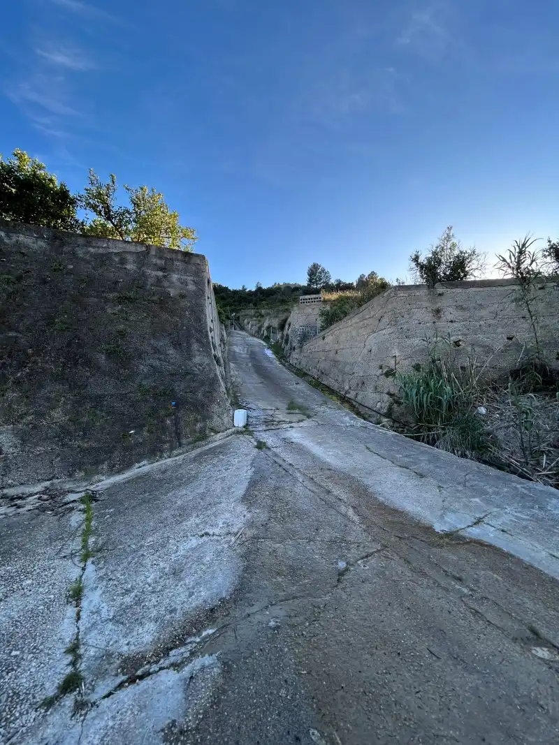 Vista exterior de Finca rústica en venda en Oliva amb Moblat