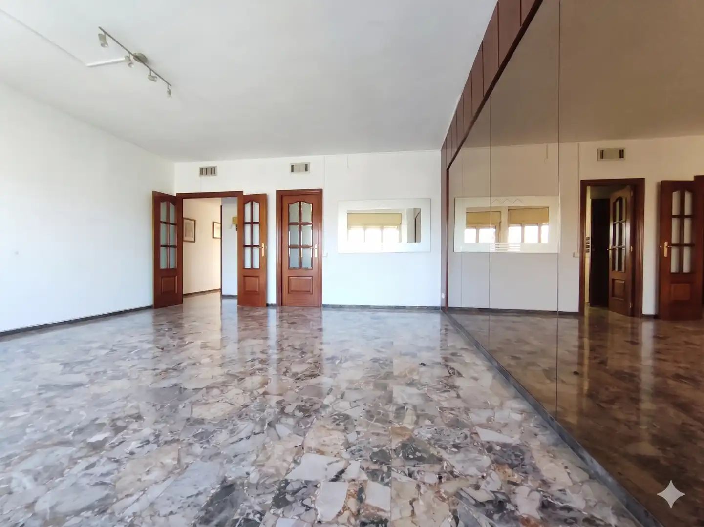 Piso en venta en Badalona con Aire acondicionado y Calefacción