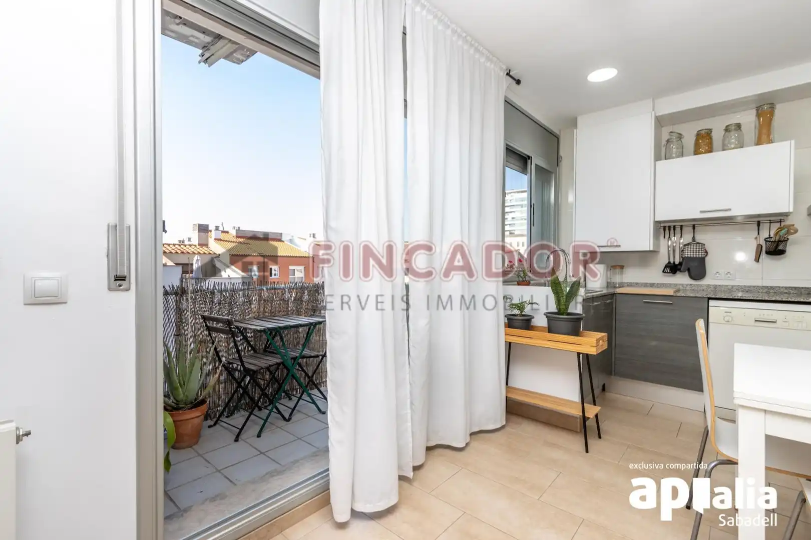 Dúplex amb terrassa en venda a Carrer de les Tres Creus, imagen 5
