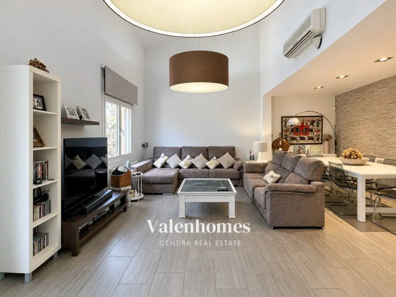 Sala de estar de Casa o chalet en venta en Terrassa con Aire acondicionado, Calefacción y Terraza