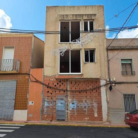 Terreno residencial en Venta en Carrer Sant Ramon en Llaurí