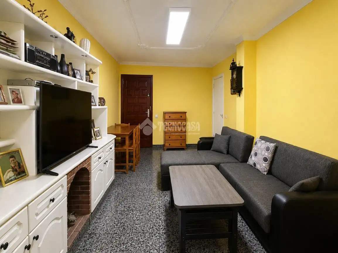 Sala d'estar de Pis en venda en San Bartolomé de Tirajana amb Aire condicionat i Balcó